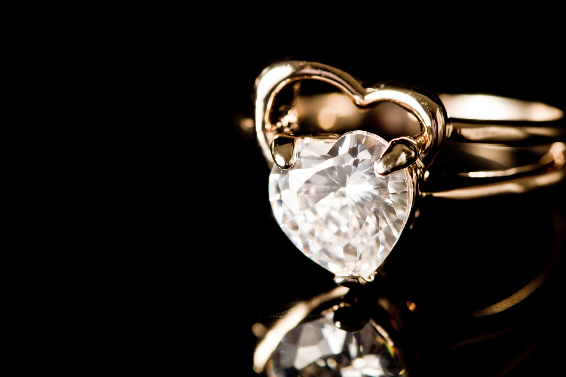 Heart diamond ring